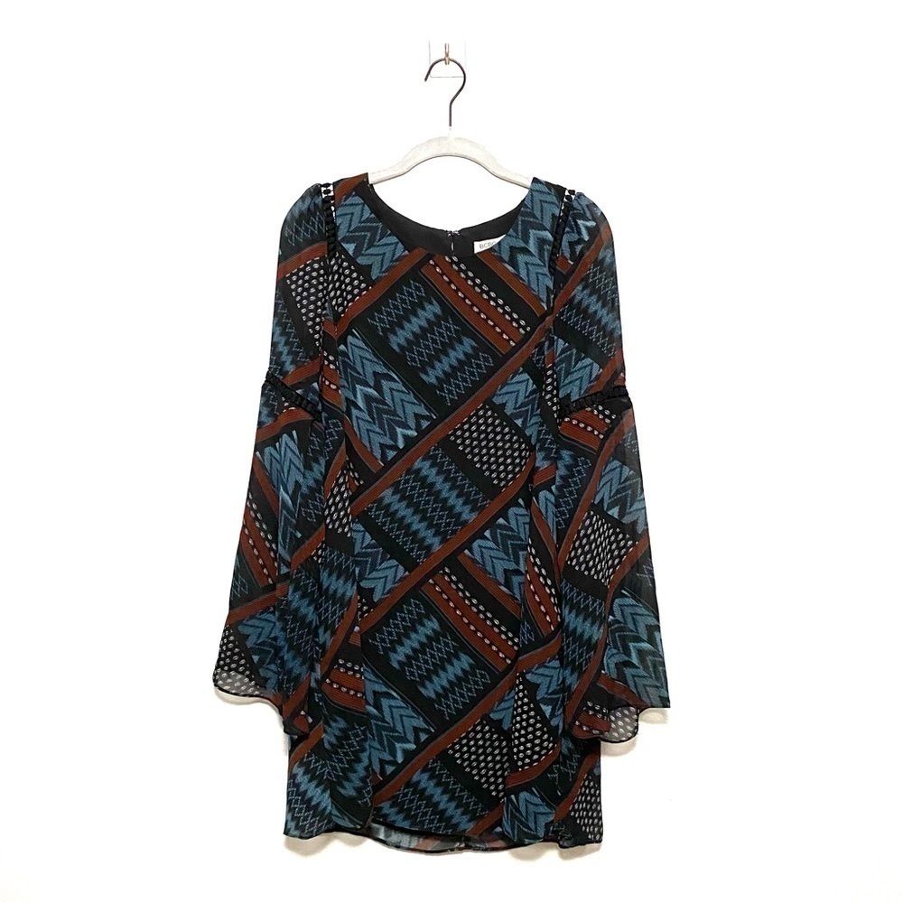 𝅺bcbg Geometric Boho Bell Sleeve Dress